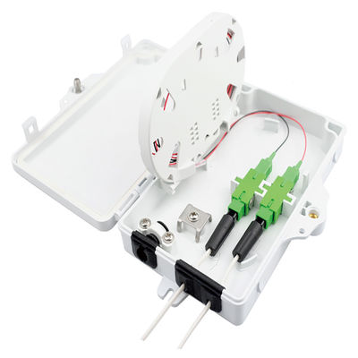 ネットワーク配送 アクセス アウトドア FTTH IP65 ファイバーオプティック 終了ボックス 2 コア PC ABS