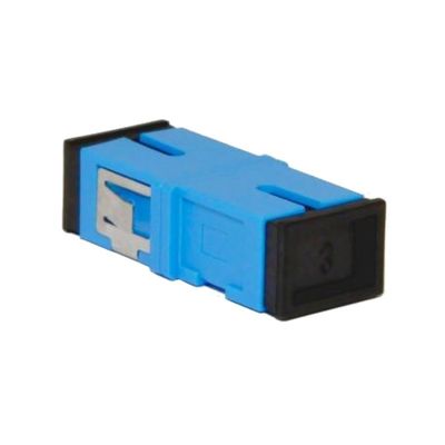APC UPC PC PBT 材料 1 ポート/2 ポートの耳のないダスト پروف クアッド SC ファイバー オプティック アダプタ