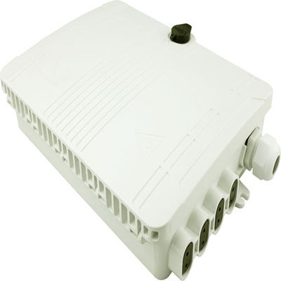 壁ポールマウント ネットワークFTTH IP65 屋外 8コアのための光ファイバー配送ボックス