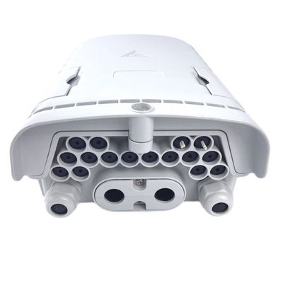 16 ポート FTTH 光ファイバーターミナルボックス IP65 壁ポールマウント FTTxのための屋外箱