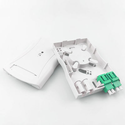 灰色 LC APC プラスチック光ファイバー フェイスプレートソケット パネル 2 室内ネットワークのためのコア