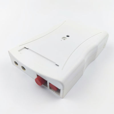 グレーFC/UPC プラスチック光ファイバー フェイスプレートソケット パネル 2 室内 FTTH ネットワークのためのコア