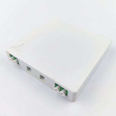 2コア LC APC FTTH ネットワーク内用のプラスチック・フェイスプレート光ファイバーソケットパネル