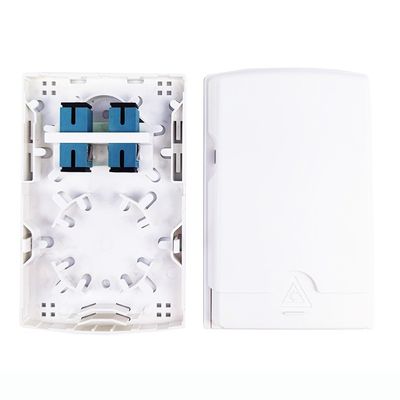 5 2 コア SC UPC FTTHアプリケーションのためのプラスチック光ファイバーフェイスプレートソケットパネル