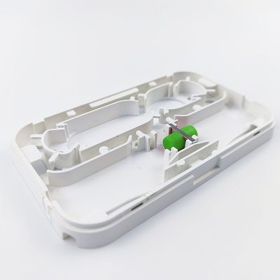 白/灰色FC APC 室内FTTHネットワーク用 プラスチック光ファイバー フェイスプレートソケットパネル