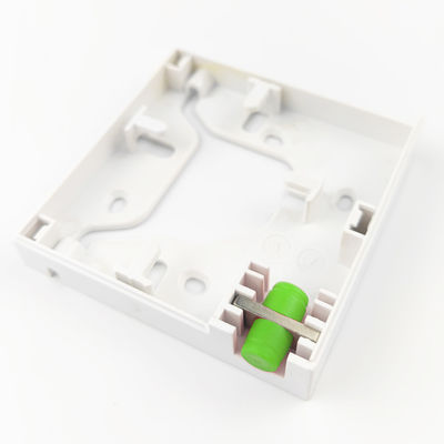 グレーFTTHネットワーク性能のためのベスト1コアFC APCプラスチック光ファイバーソケットパネル